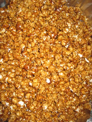 caramel popcorn (2)